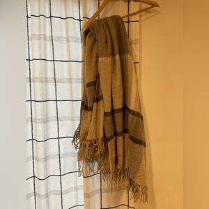 Wool/cashmere throw - lightly used. 5 by 8 ft